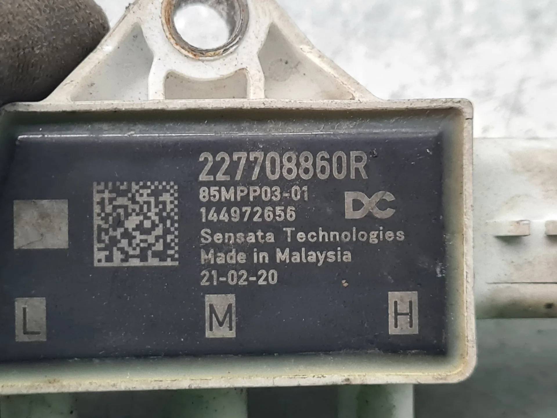 DPF pressure difference sensor RENAULT Megane IV (B9A/M_) Imagem-3