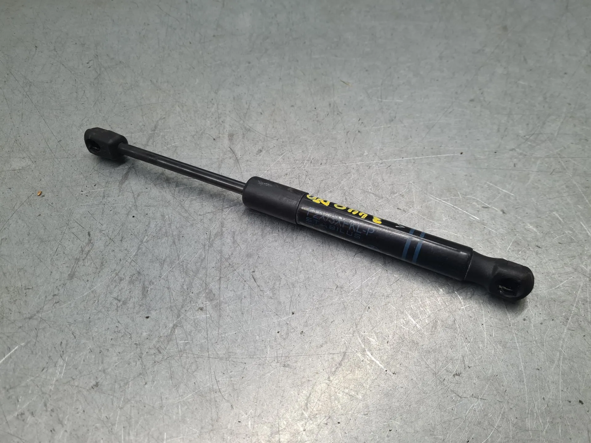 Amortecedor do capot BMW 1 (F20) Imagem-1