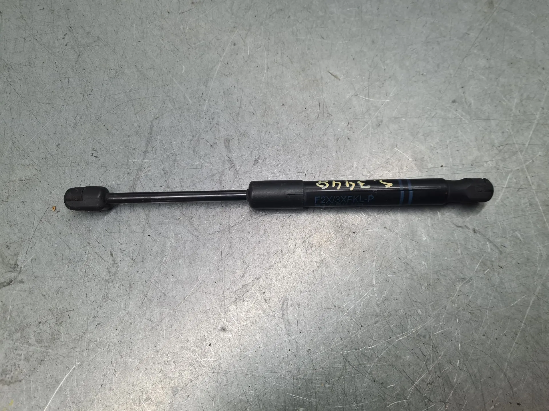 Amortecedor do capot BMW 1 (F20)