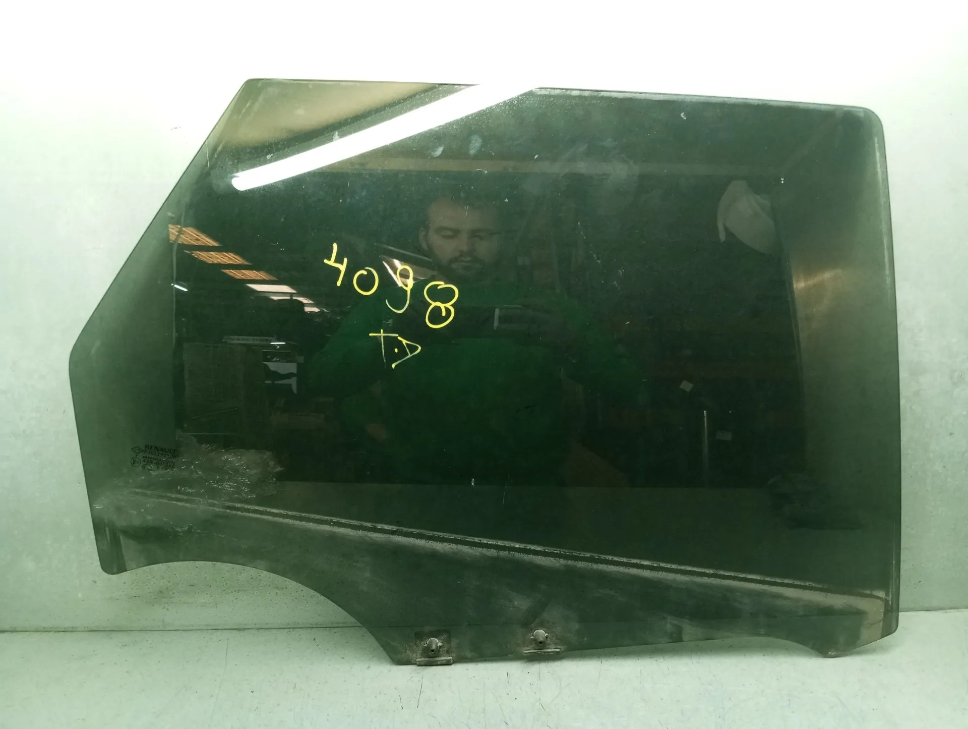 Right rear door glass RENAULT Captur (J5_)