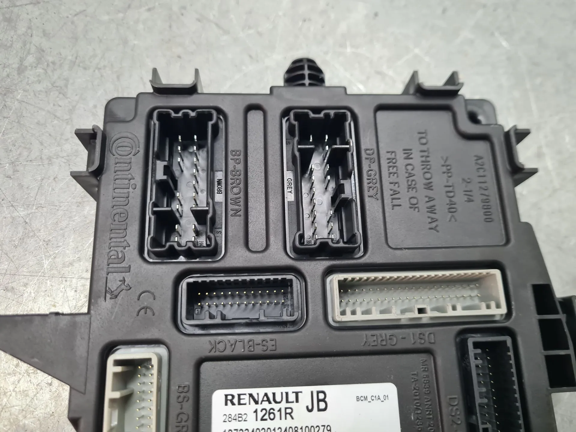 Módulo confort DACIA Sandero III Imagem-2