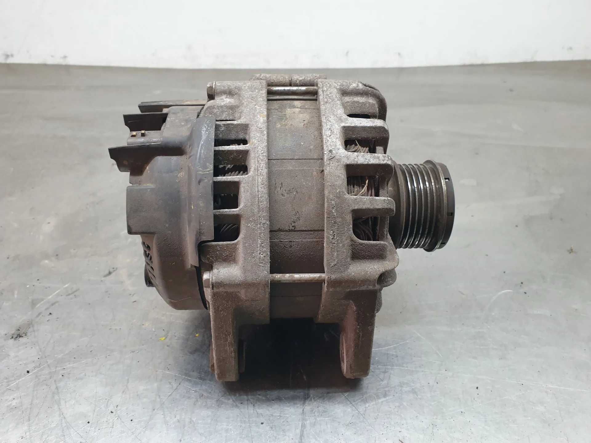 Alternador DACIA Duster (HM_) Imagem-2