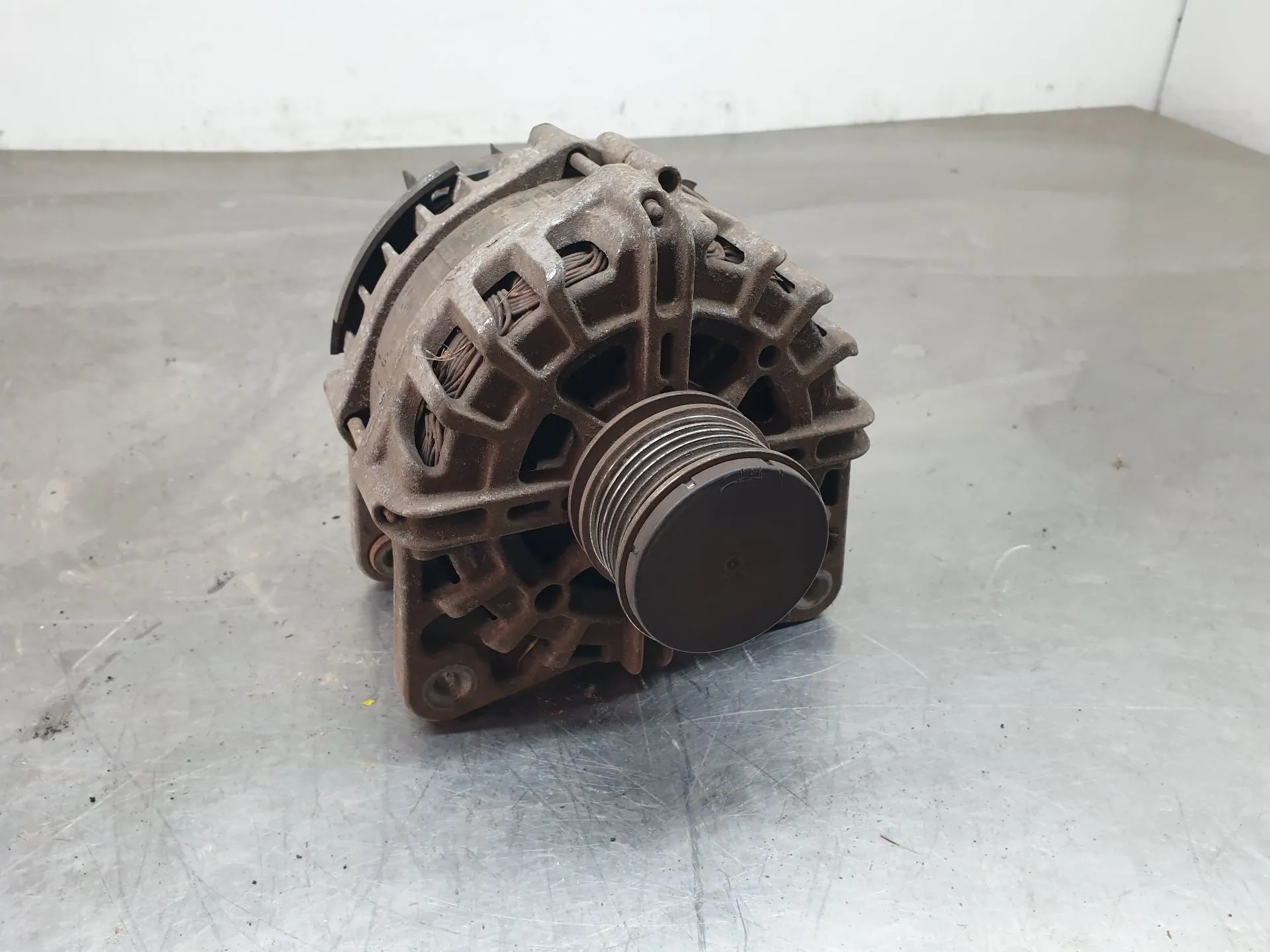 Alternador DACIA Duster (HM_) Imagem-3