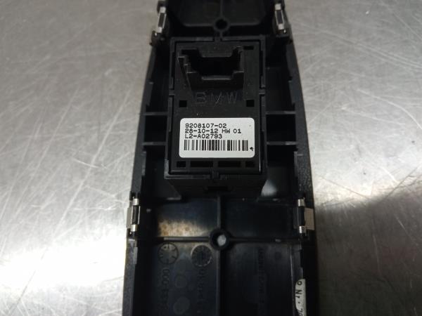Mando / interruptor elevalunas delantero derecho BMW 1 (F20) Imagem-2