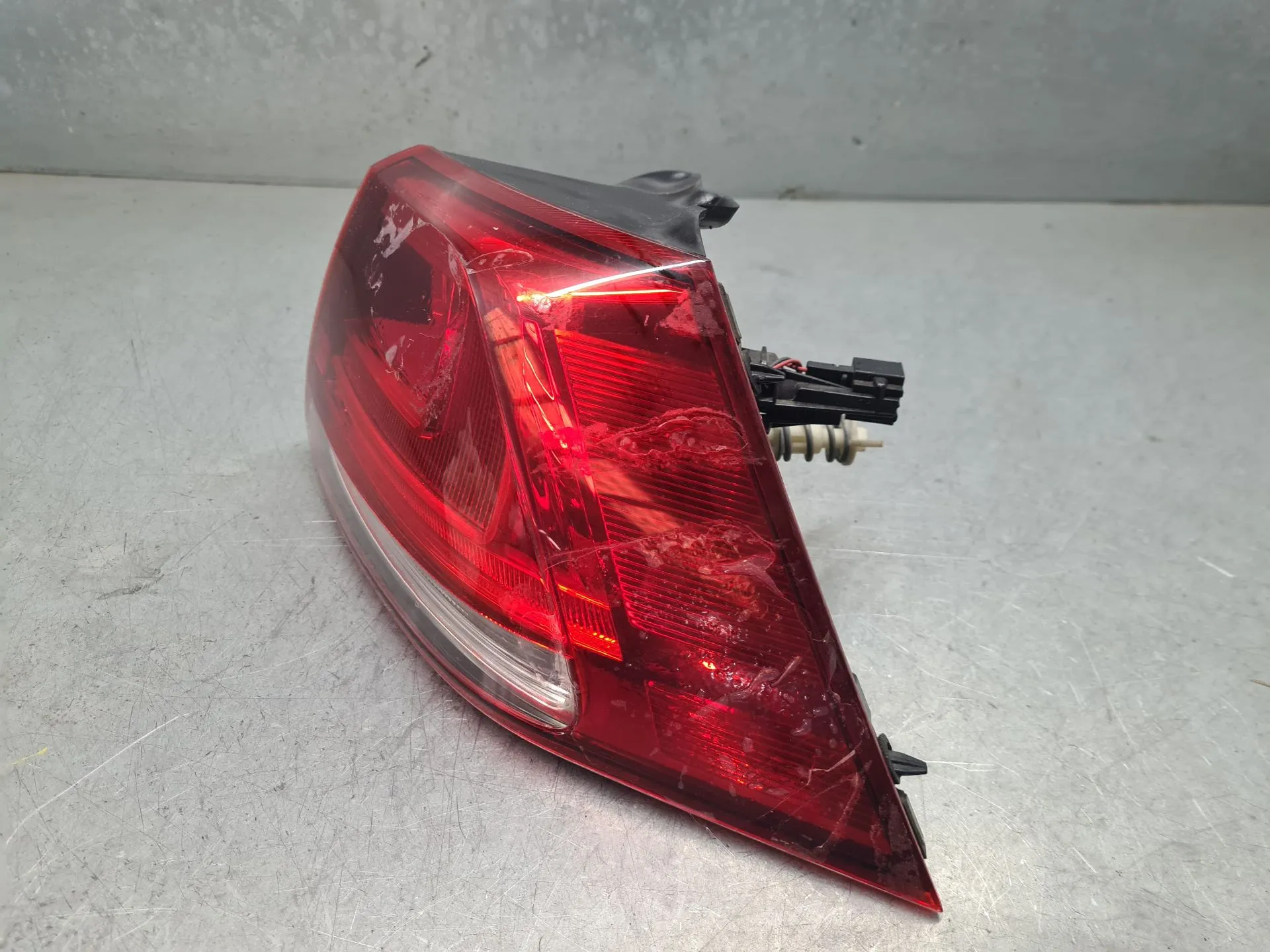 Feu arrière Droite VOLKSWAGEN Golf VII (5G1, BQ1, BE1, BE2) Imagem-2