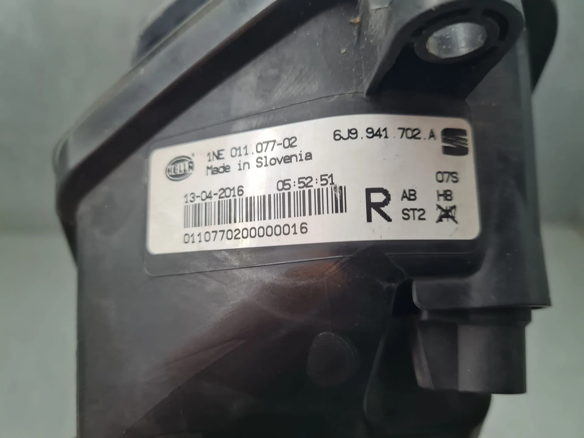 Right front fog light  SEAT Ibiza IV ST (6J8, 6P8) Imagem-7