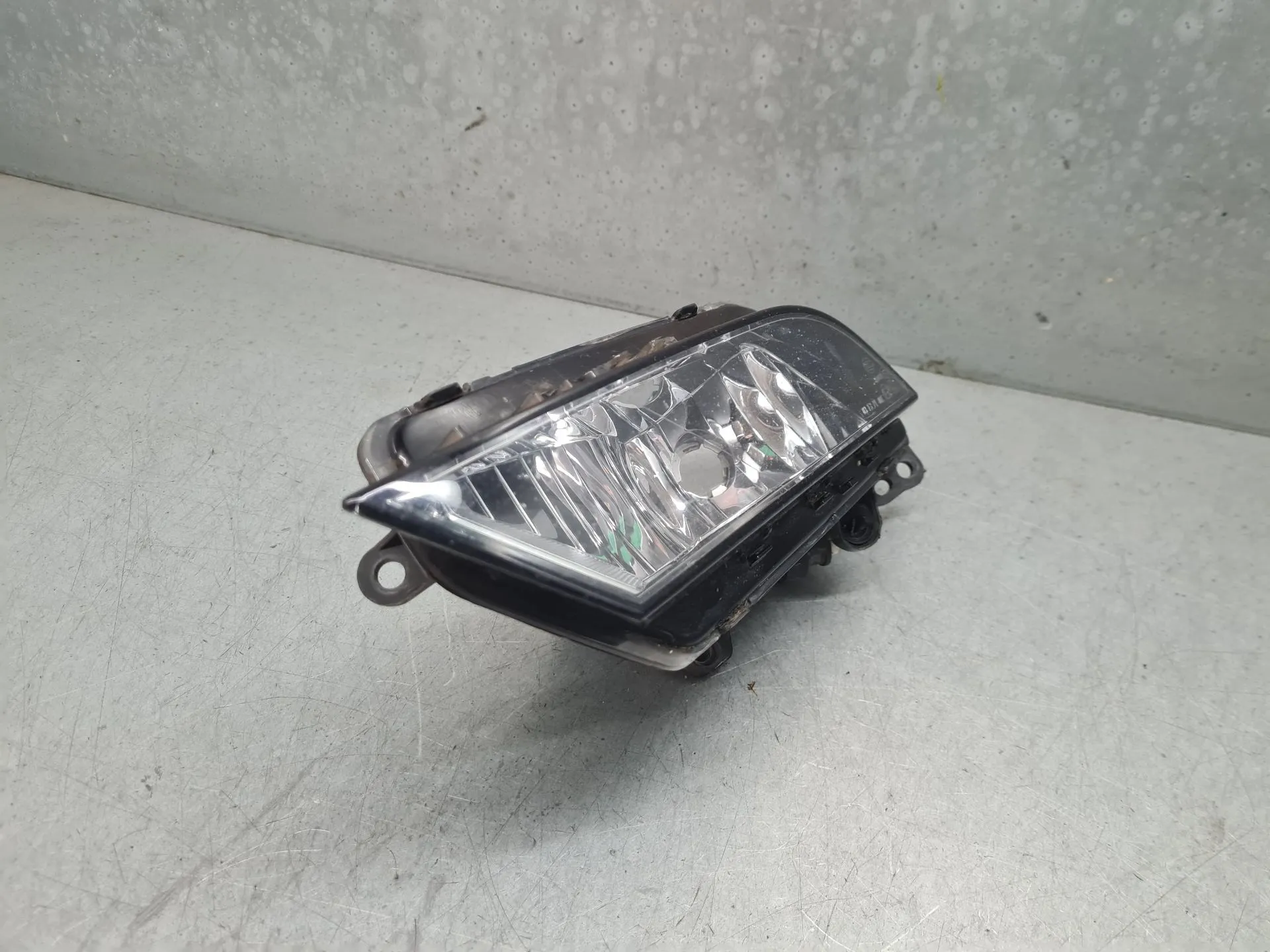 Left front fog light SEAT Ibiza IV ST (6J8, 6P8) Imagem-1