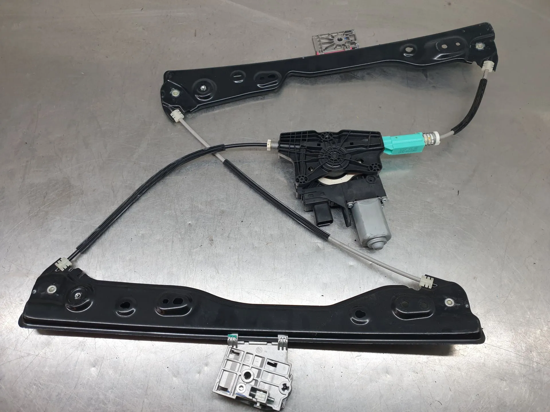 Lève-vitre avant gauche TESLA Model Y (5YJY) Imagem-2