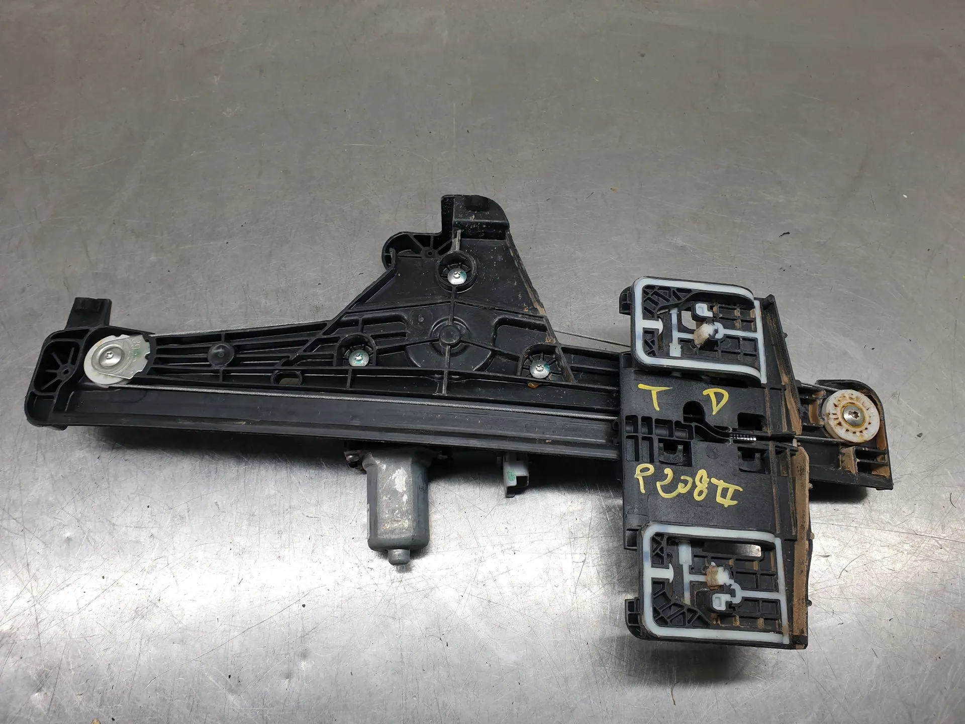 Elevador vidros trás direito PEUGEOT 208 II