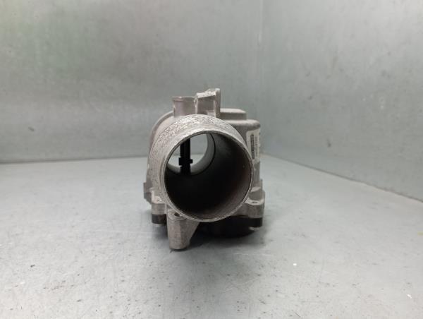 Boîtiers papillon RENAULT Megane III (BZ0_)