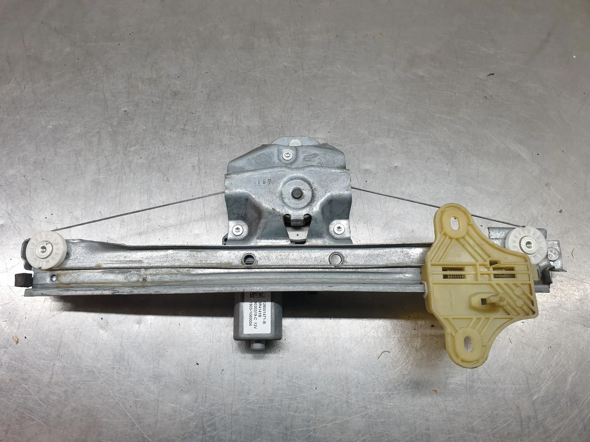 Elevador vidros trás direito RENAULT Captur (J5_) Imagem-1