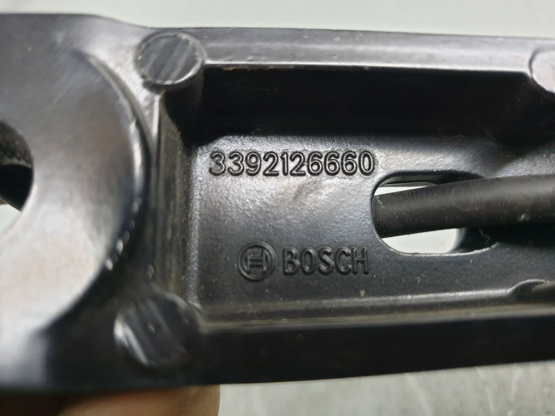 Bras de balai avant gauche PEUGEOT 308 III Imagem-1