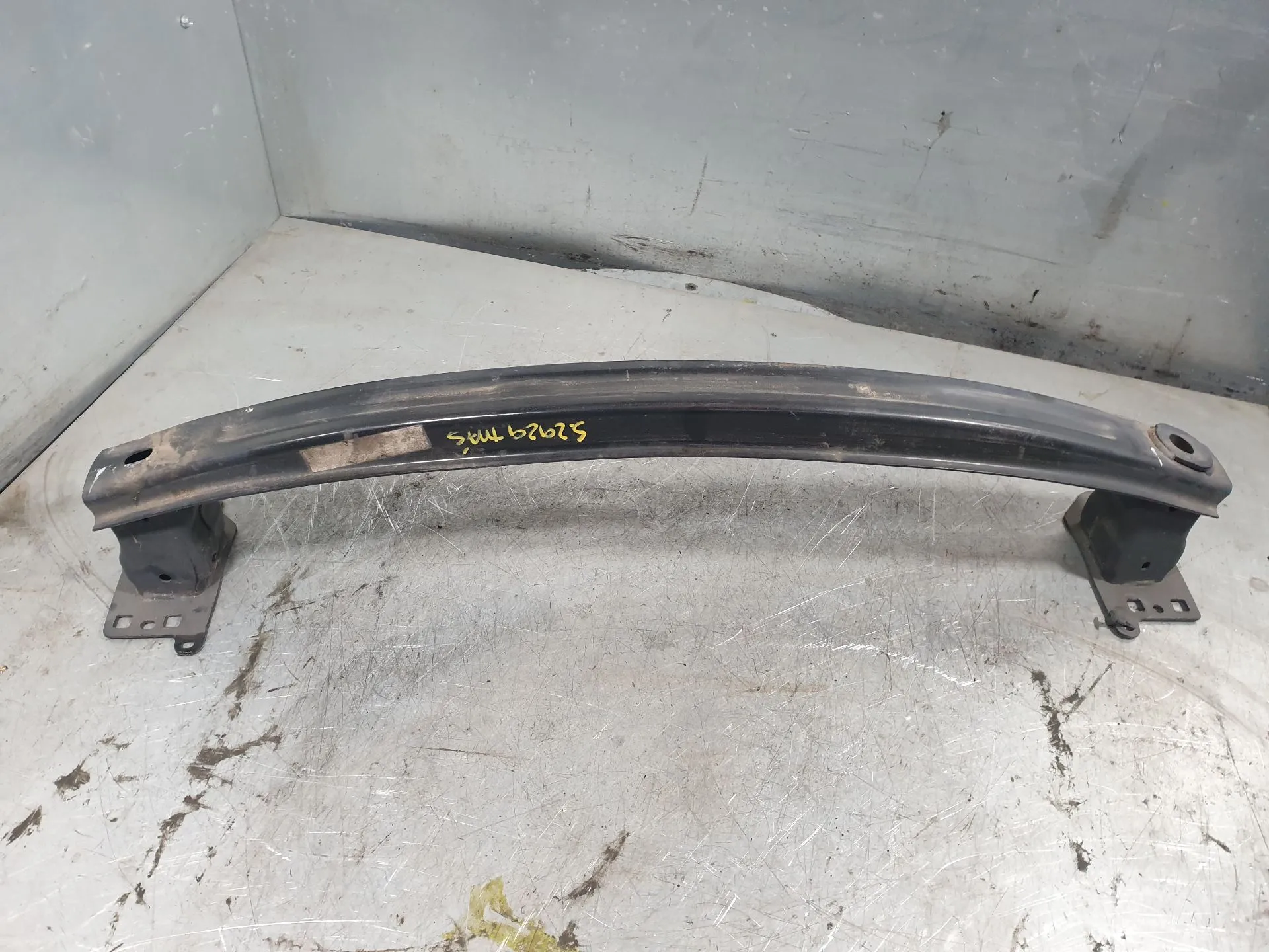 Rear bumper reinforcement SEAT Ibiza IV ST (6J8, 6P8)