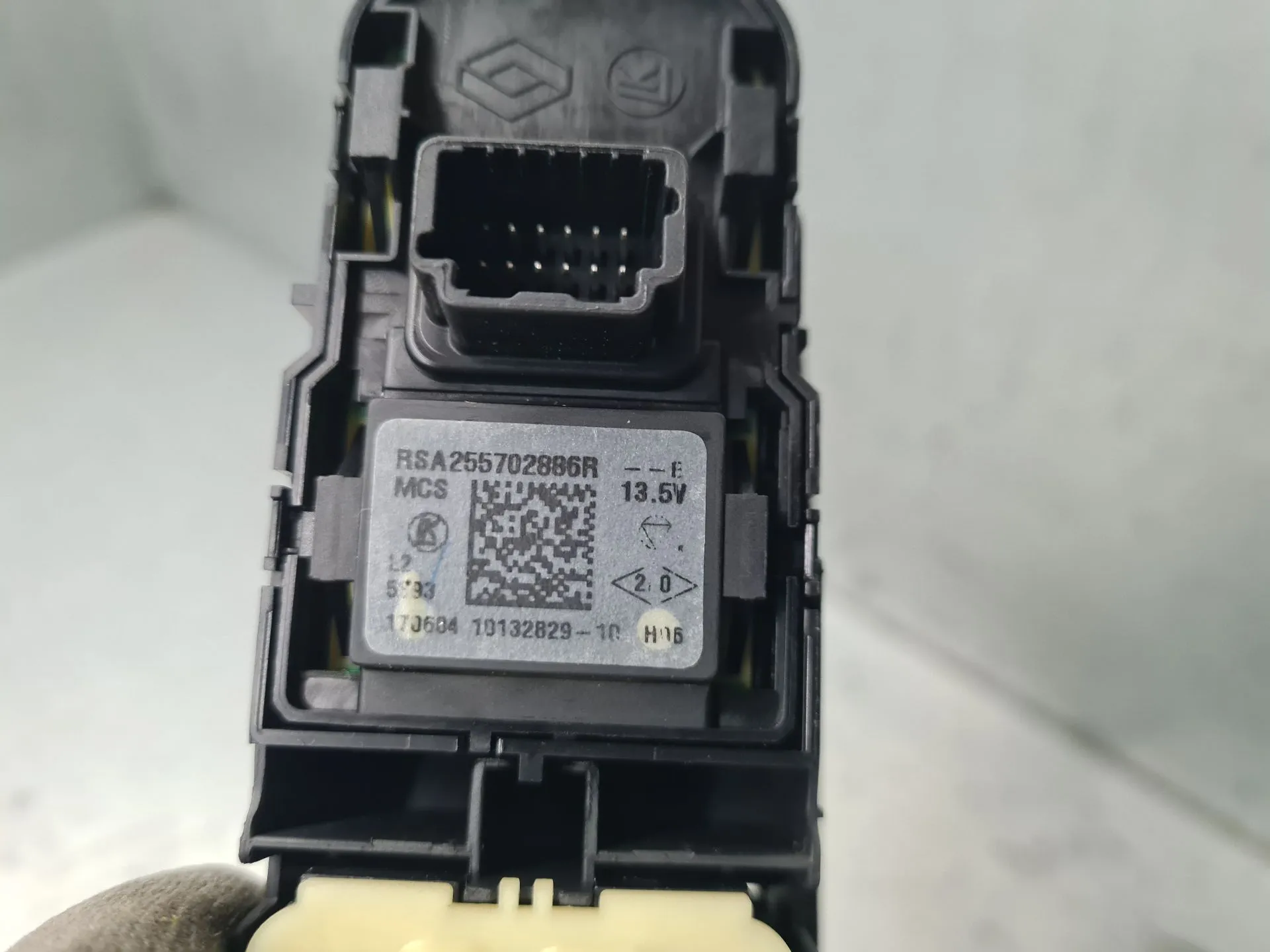 Comando / interruttore alzacristallo anteriore sinistro RENAULT Captur (J5_) Imagem-5