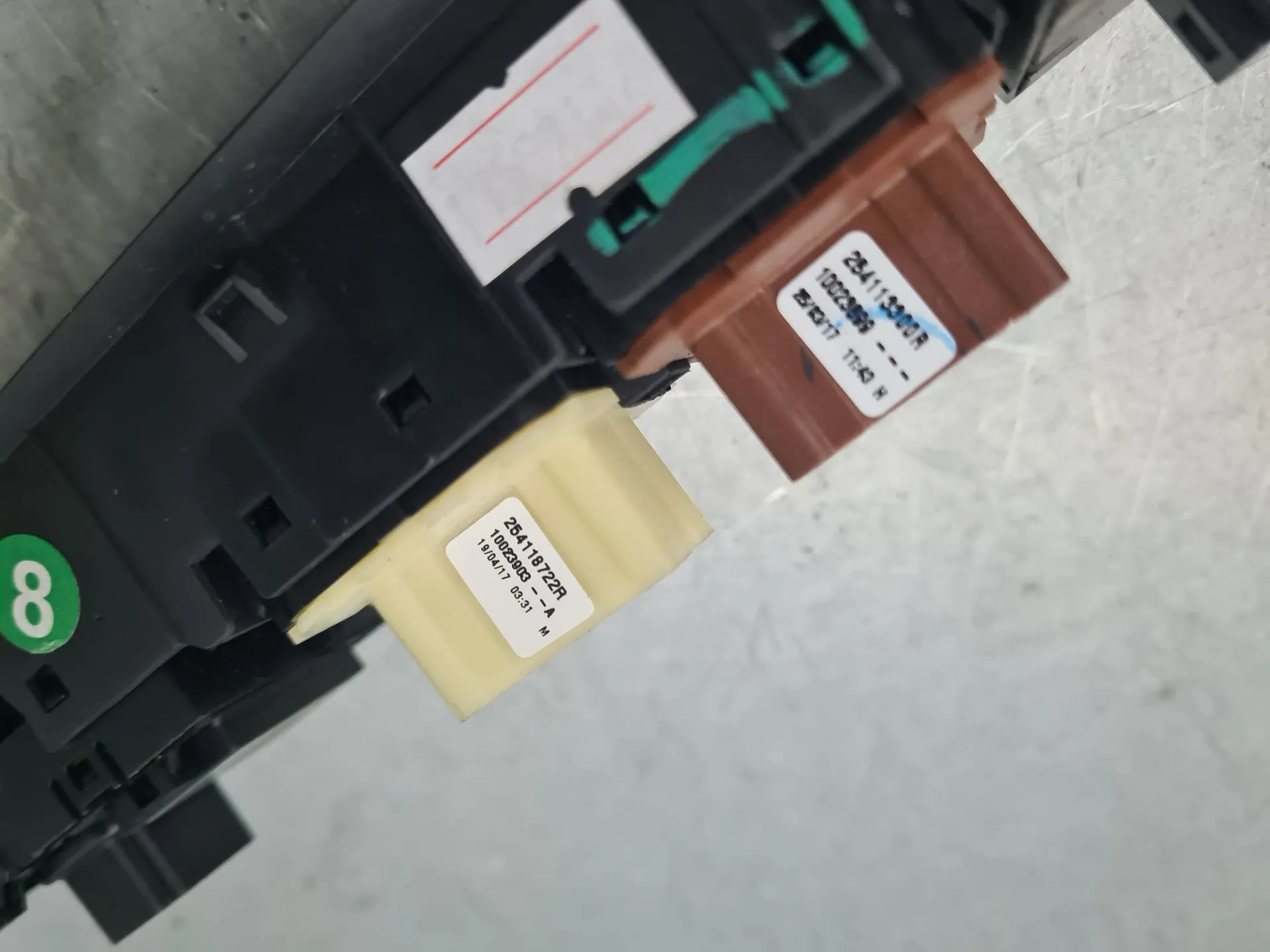 Comando / interruttore alzacristallo anteriore sinistro RENAULT Captur (J5_) Imagem-7