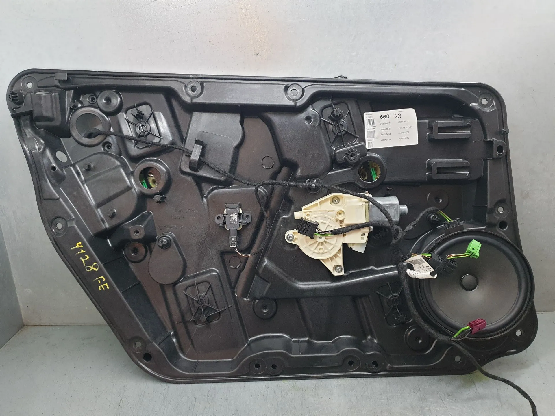 Lève-vitre avant gauche MERCEDES-BENZ Classe A (W176)