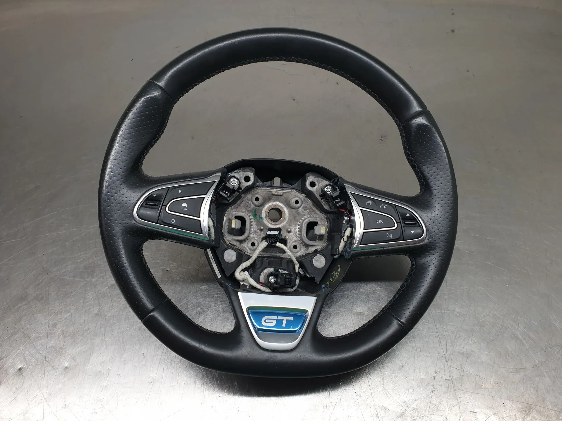 Volante RENAULT Megane IV (B9A/M_)