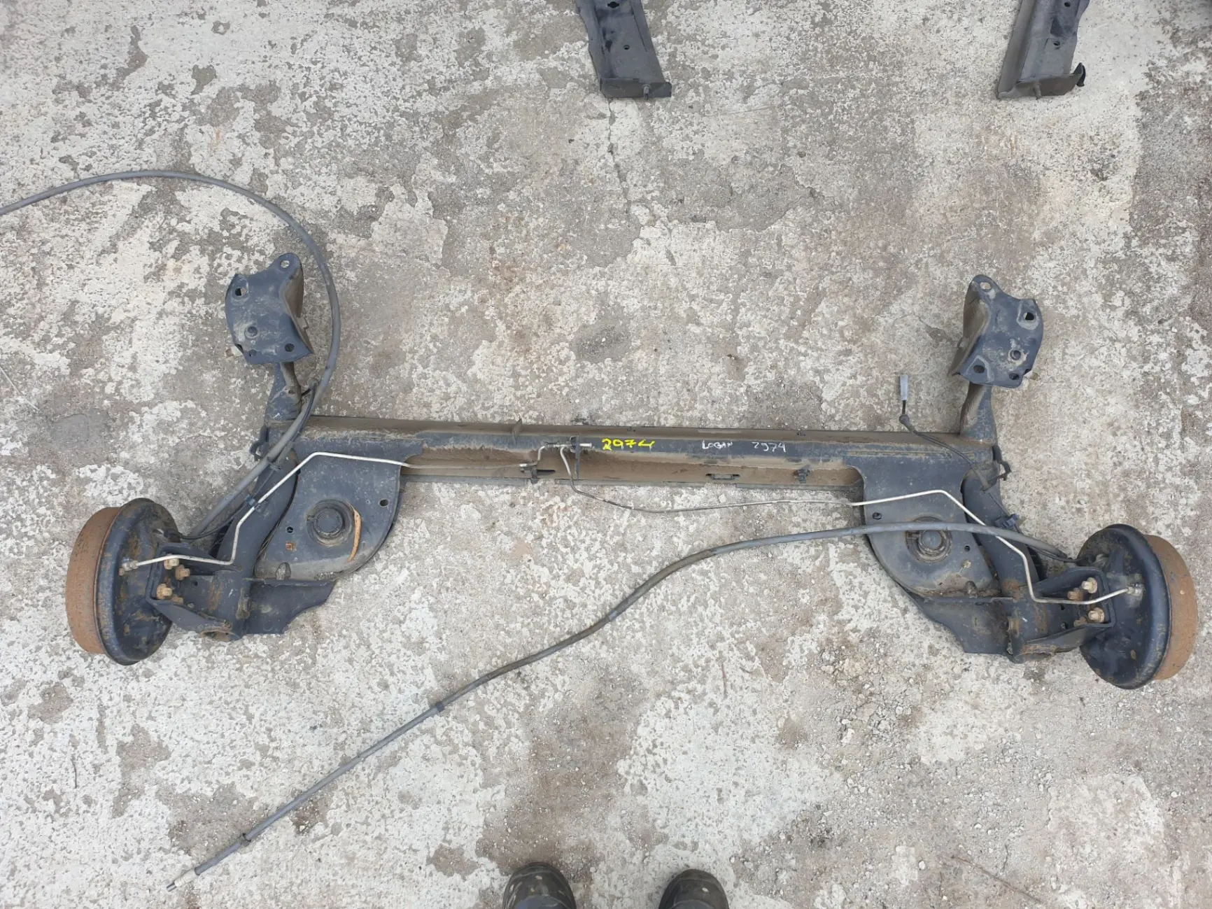 Essieu arrière à tambours DACIA Logan II Sedan (4S_)