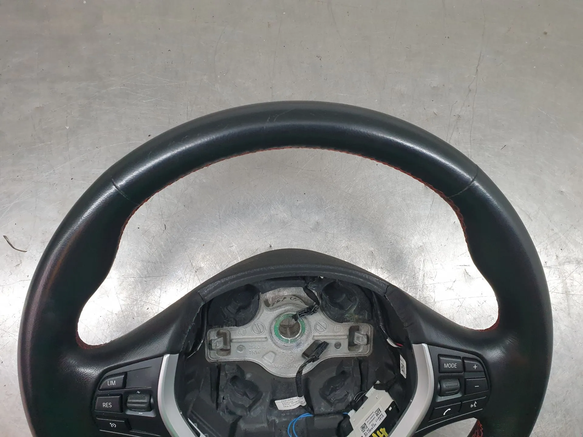 Volante BMW 4 Gran Coupe (F36) Imagem-4