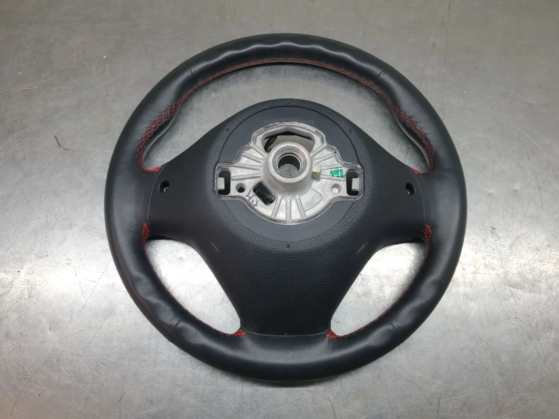 Volante BMW 4 Gran Coupe (F36) Imagem-5