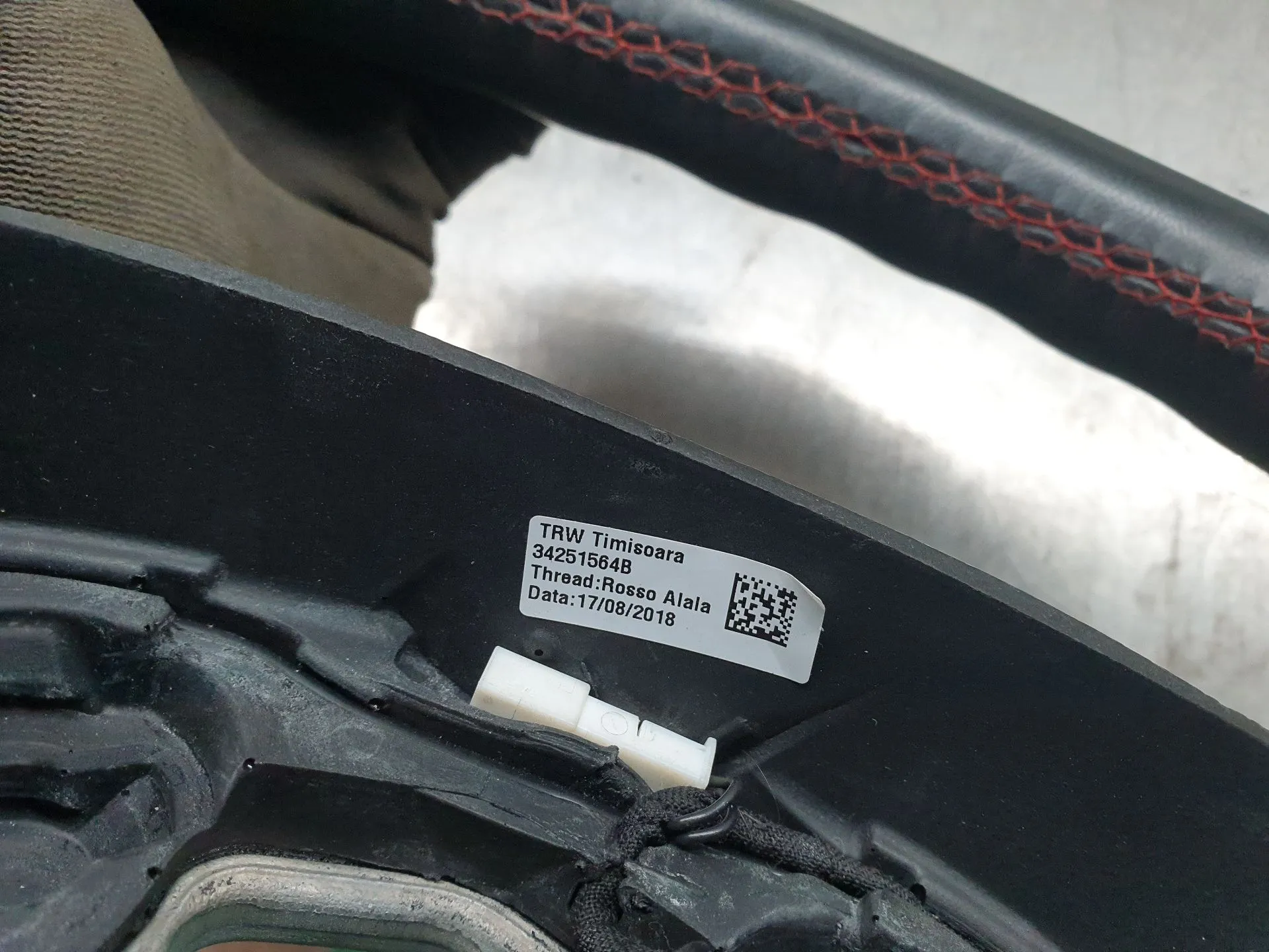 Volante BMW 4 Gran Coupe (F36) Imagem-9