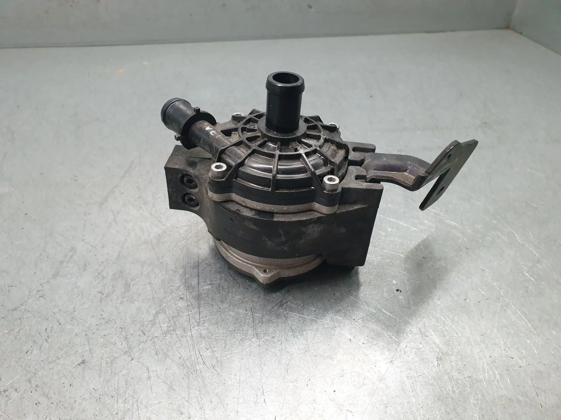 Pompe à eau RENAULT Austral Imagem-1