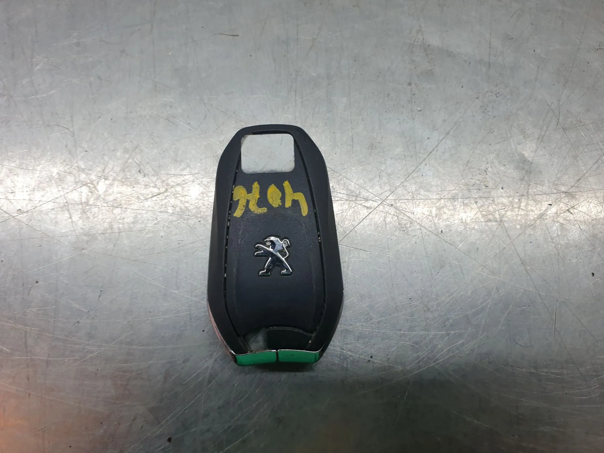 Comando PEUGEOT 3008 II (M_) Imagem-1