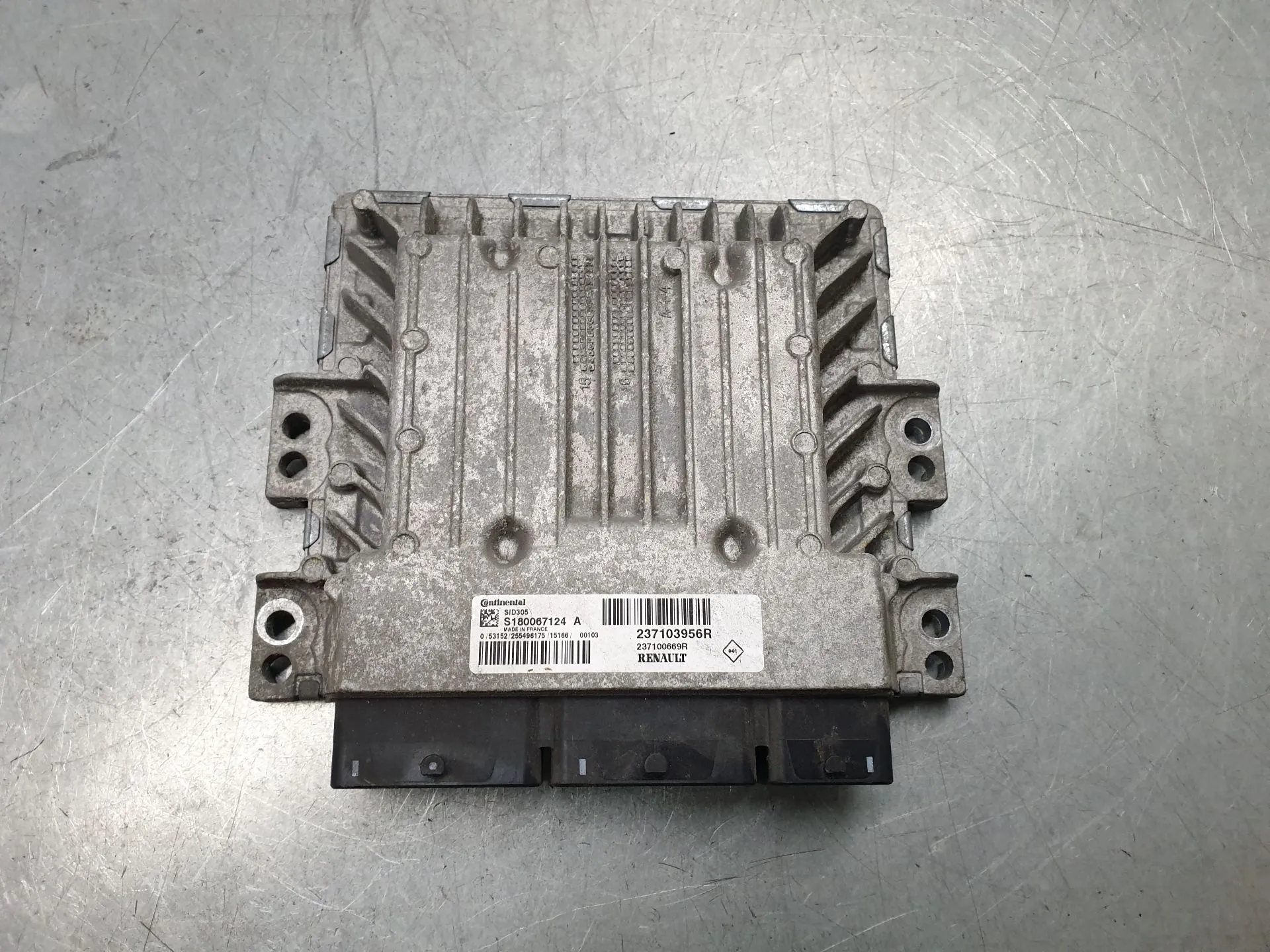 Centralina motor / ECU RENAULT Megane III (BZ0_)