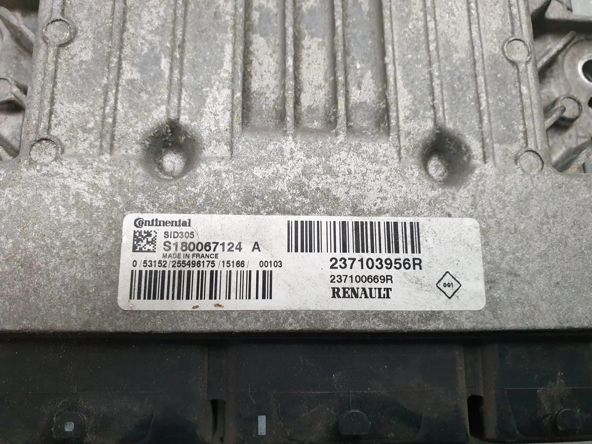 Centralina motor / ECU RENAULT Megane III (BZ0_) Imagem-3