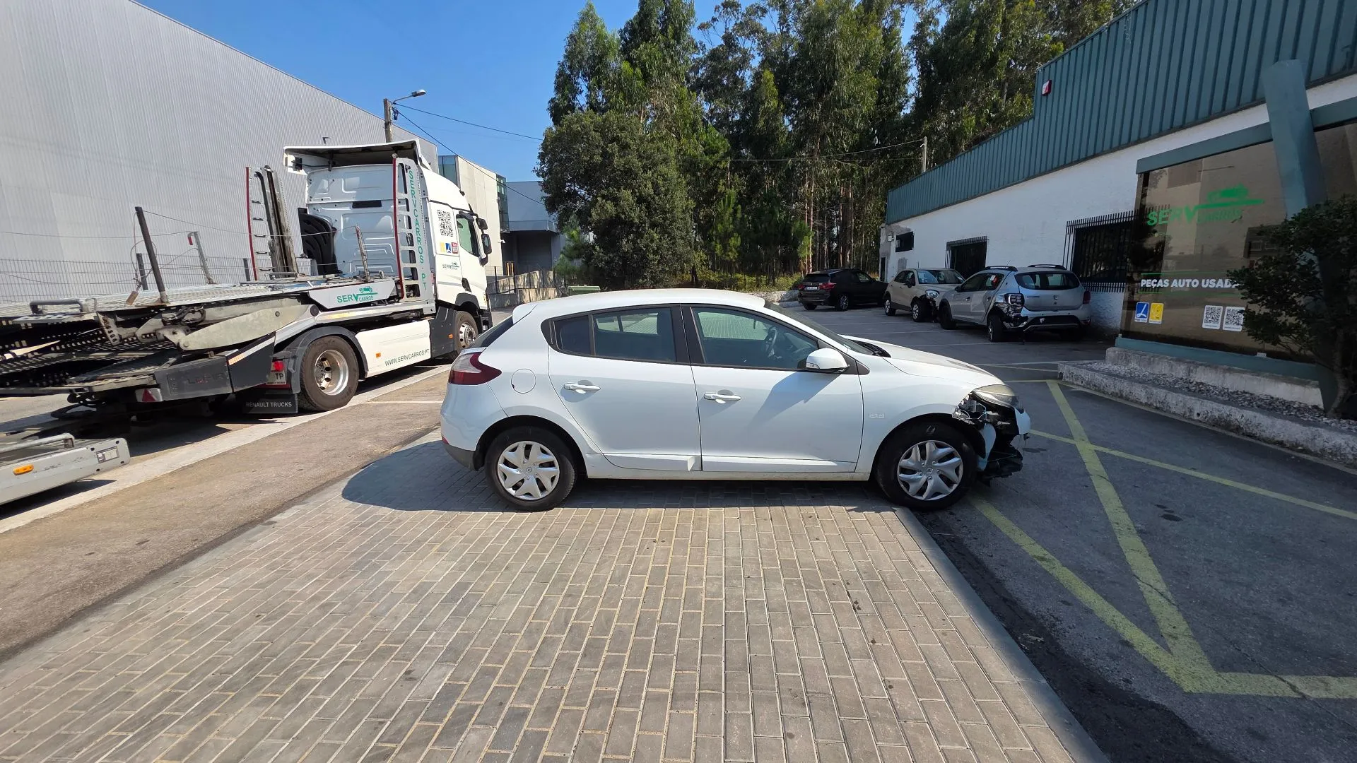 Elevador vidros frente direito RENAULT Megane III (BZ0_)