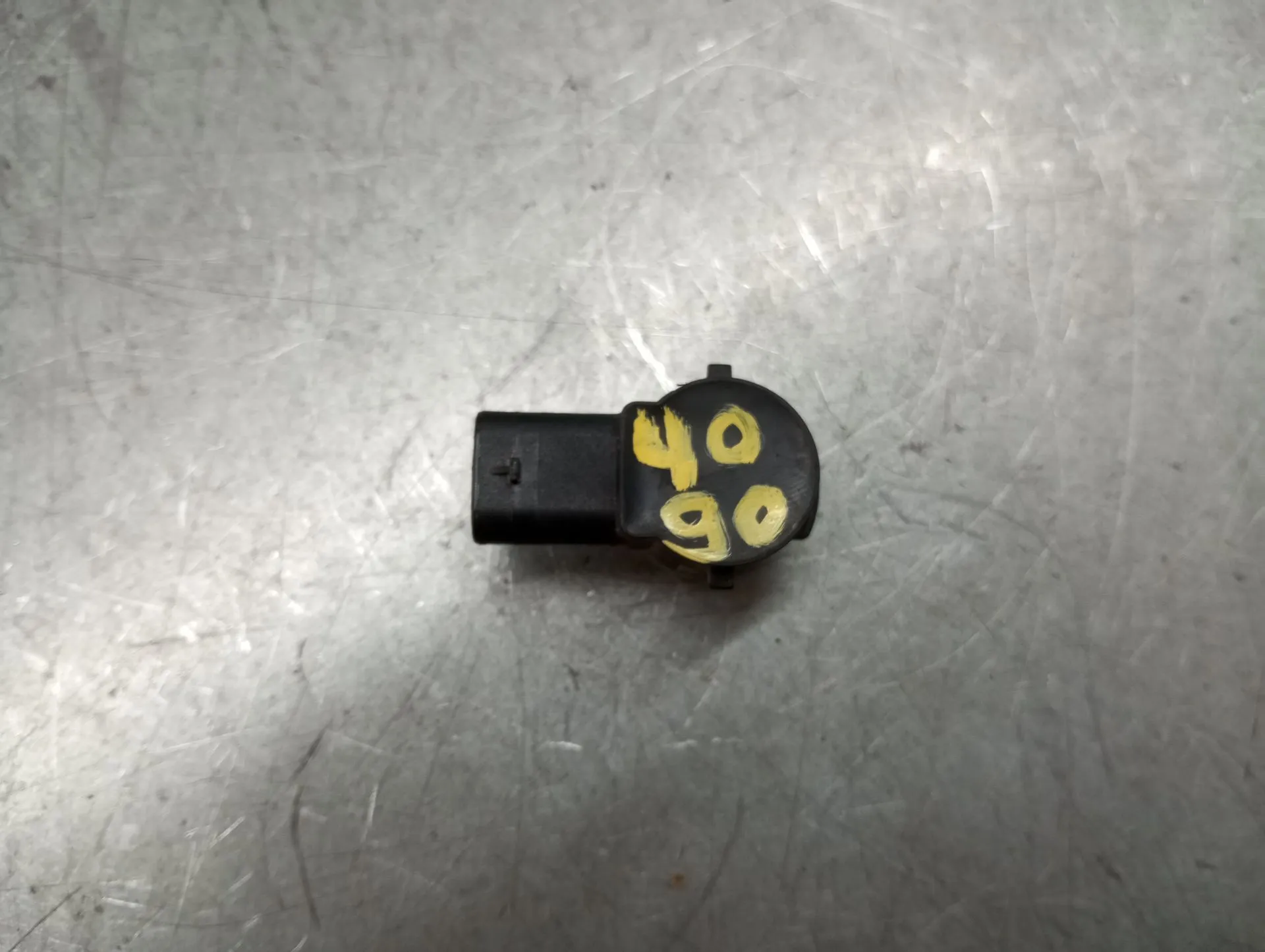 Sensore parcheggio posteriore PEUGEOT 208 II Imagem-1