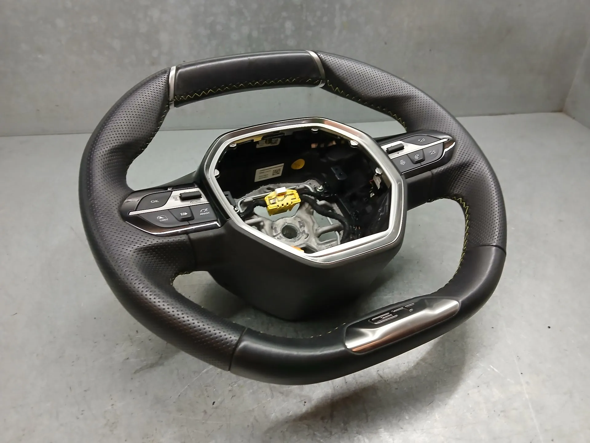 Volante PEUGEOT 308 III Imagem-1