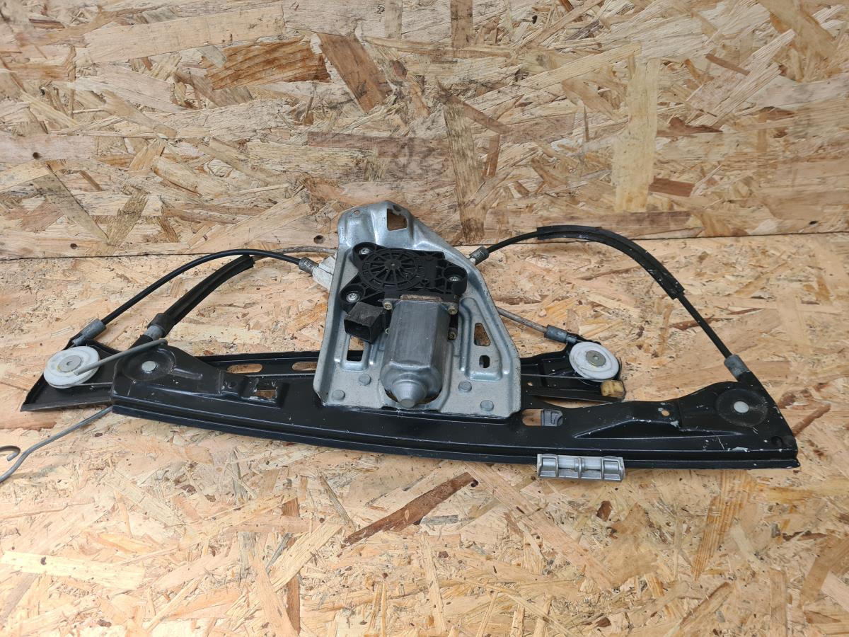 Lève-vitre avant Droite MERCEDES-BENZ Classe C (W203)