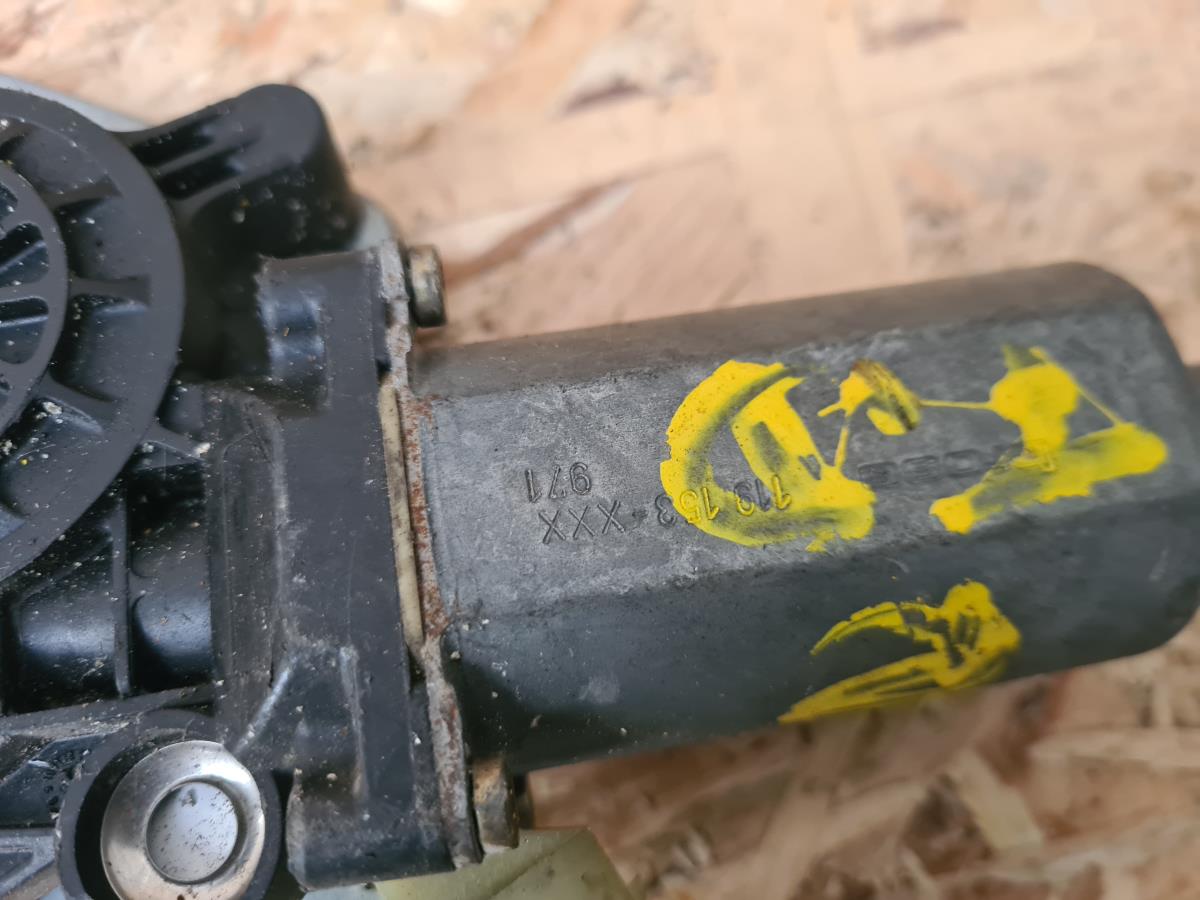 Elevador vidros frente direito MERCEDES-BENZ Classe E (W210) Imagem-3