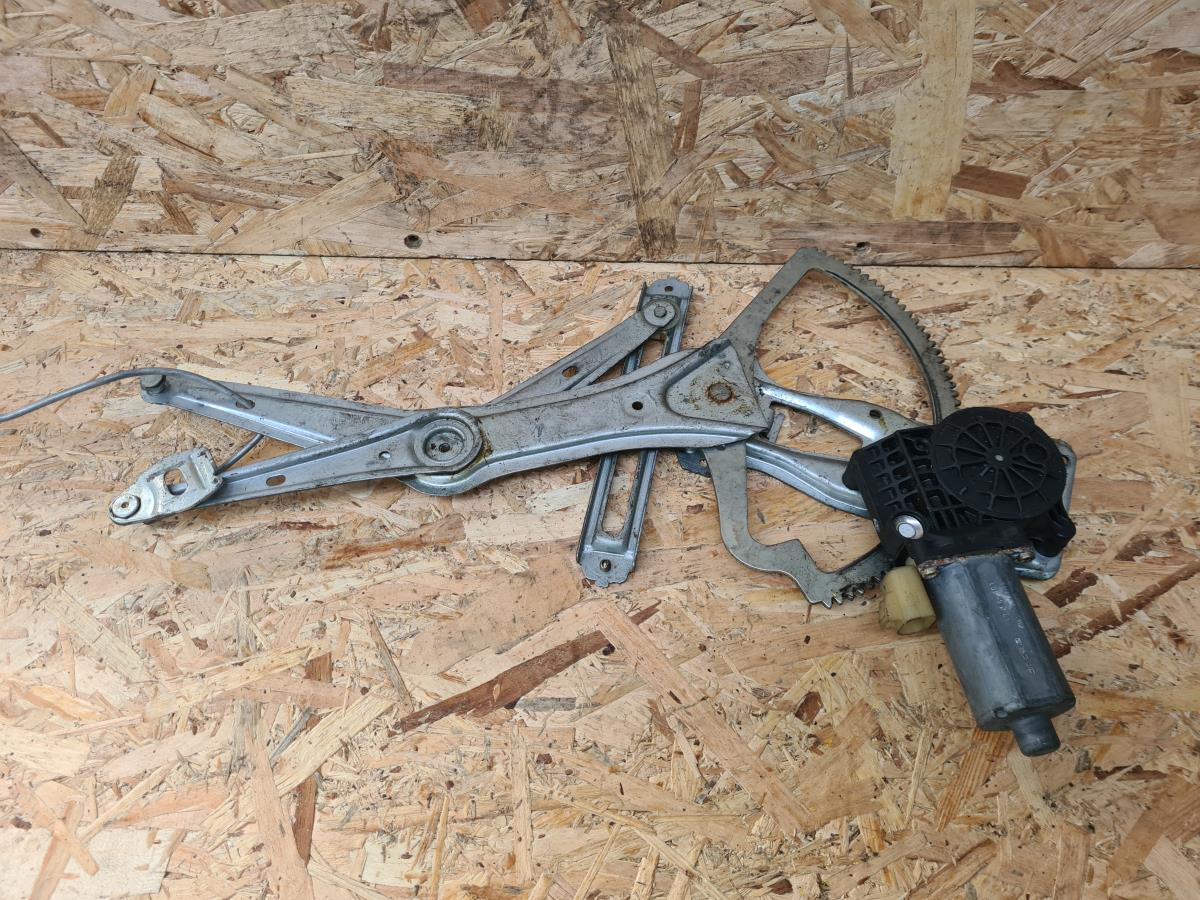 Elevalunas delantero derecho MERCEDES-BENZ Classe M (W163)