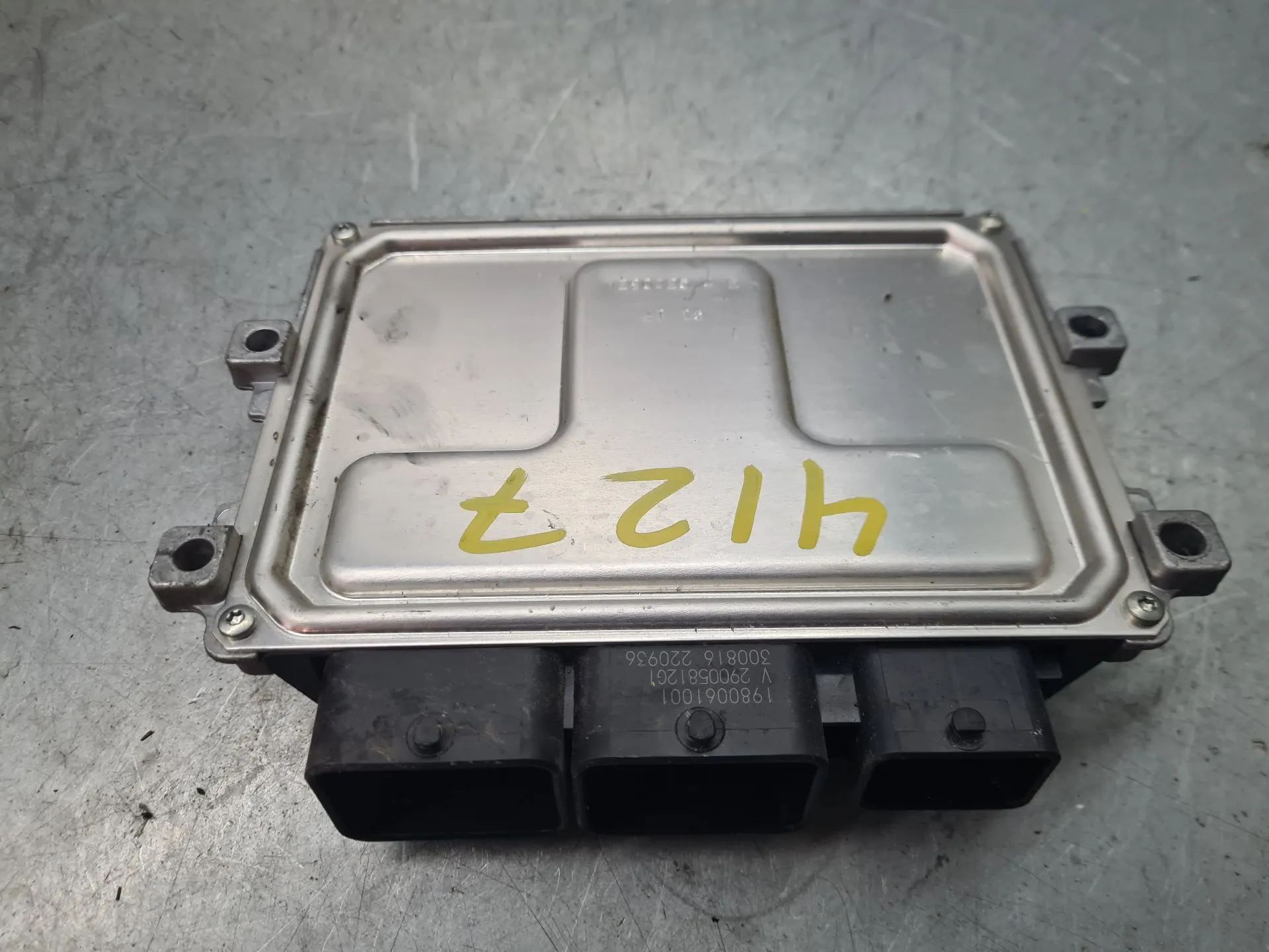 Centralina motor / ECU CITROËN C3 III (SX) Imagem-1