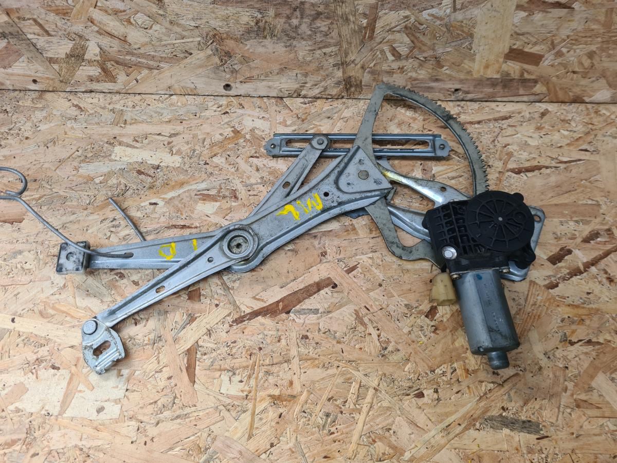 Right front window regulator MERCEDES-BENZ Classe M (W163)