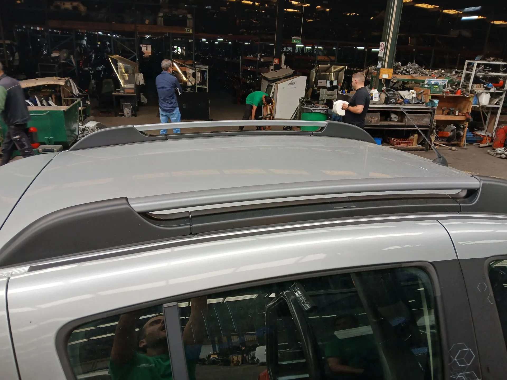 Roof DACIA Sandero II (5S_) Imagem-1