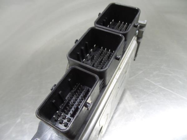 Centralina motor / ECU PEUGEOT 208 Imagem-2