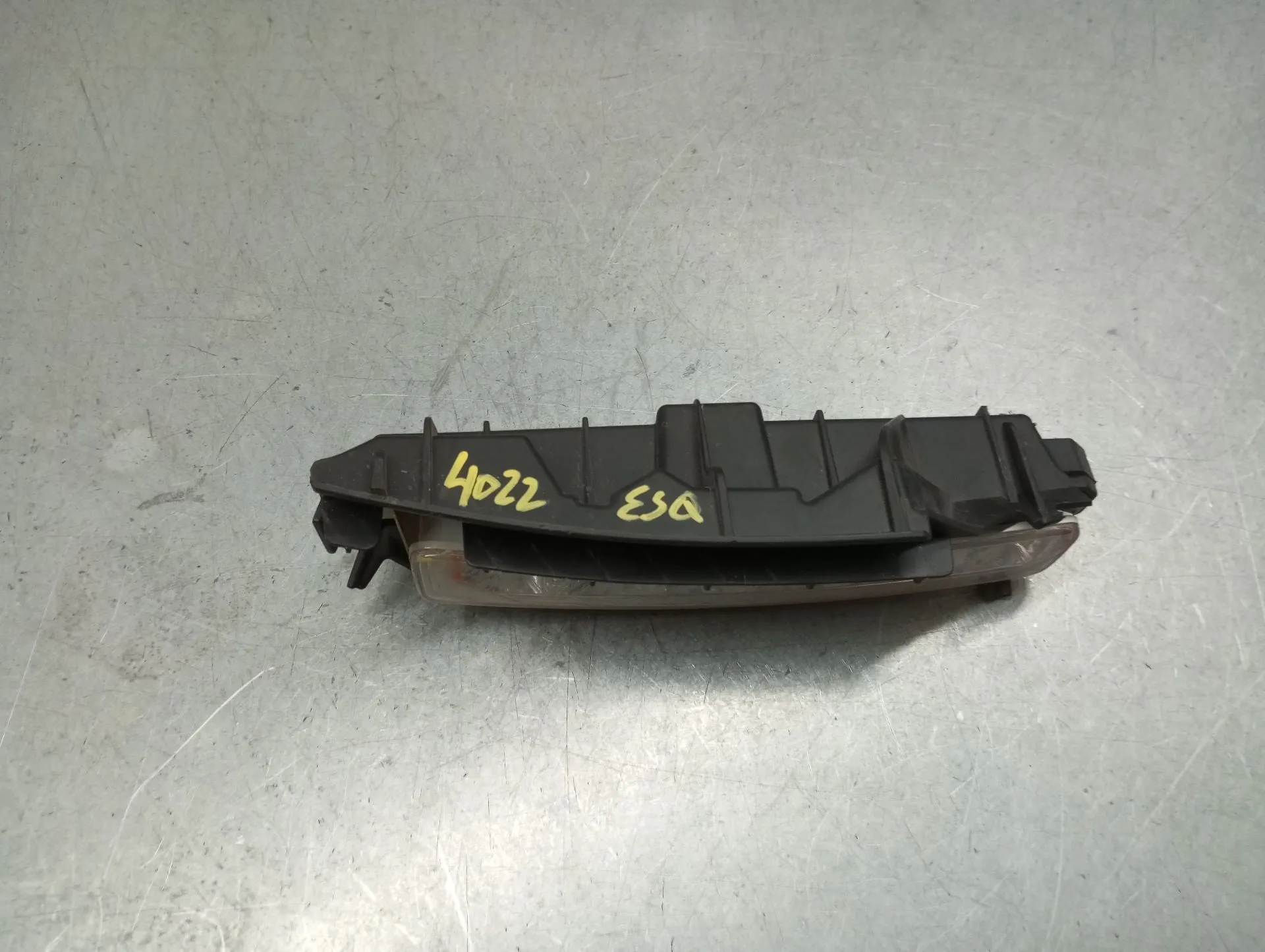 Lumière diurne gauche TOYOTA Aygo (_B4_) Imagem-1