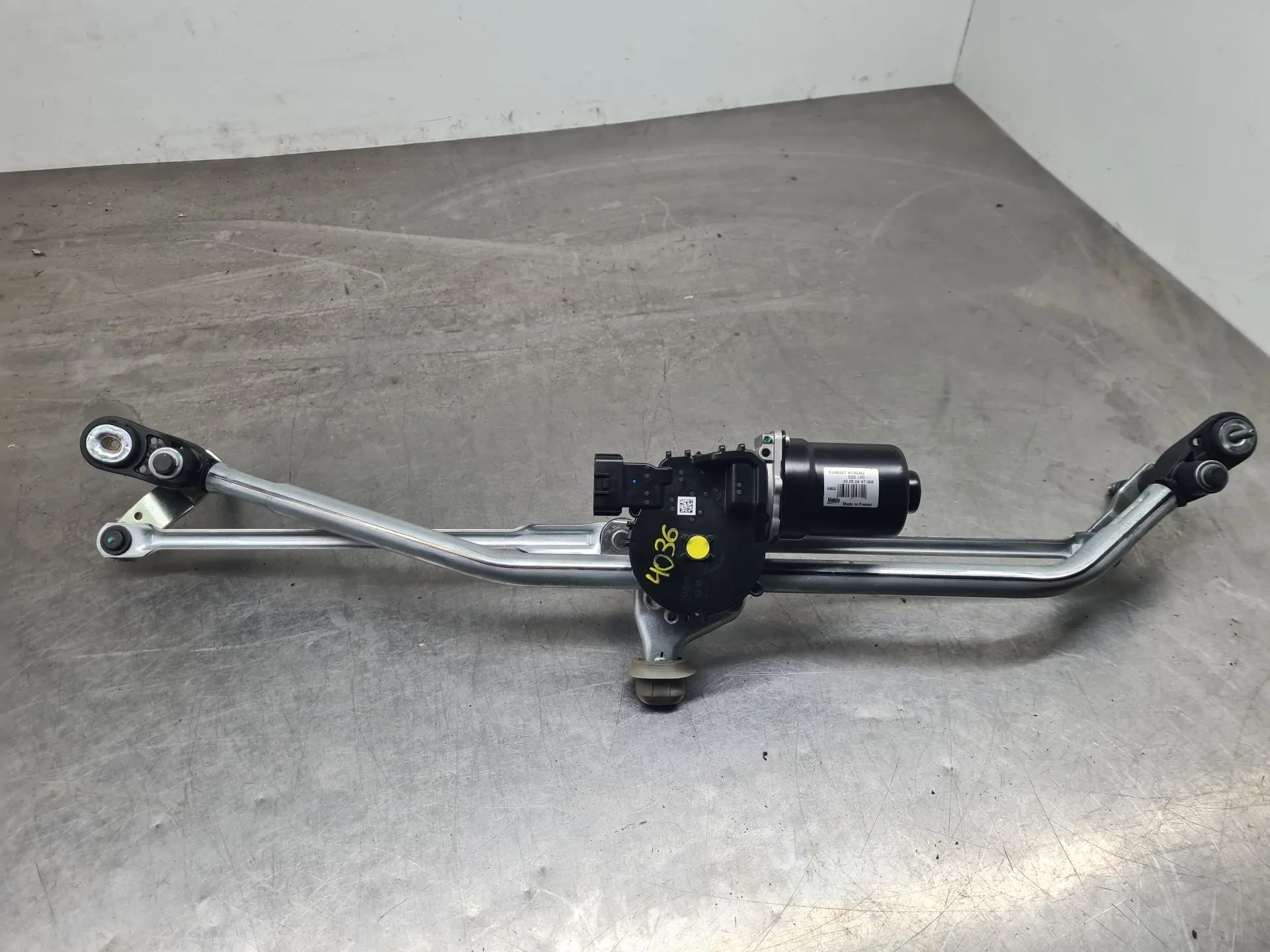 Motor limpiaparabrisas Frente RENAULT Master IV (F8__)