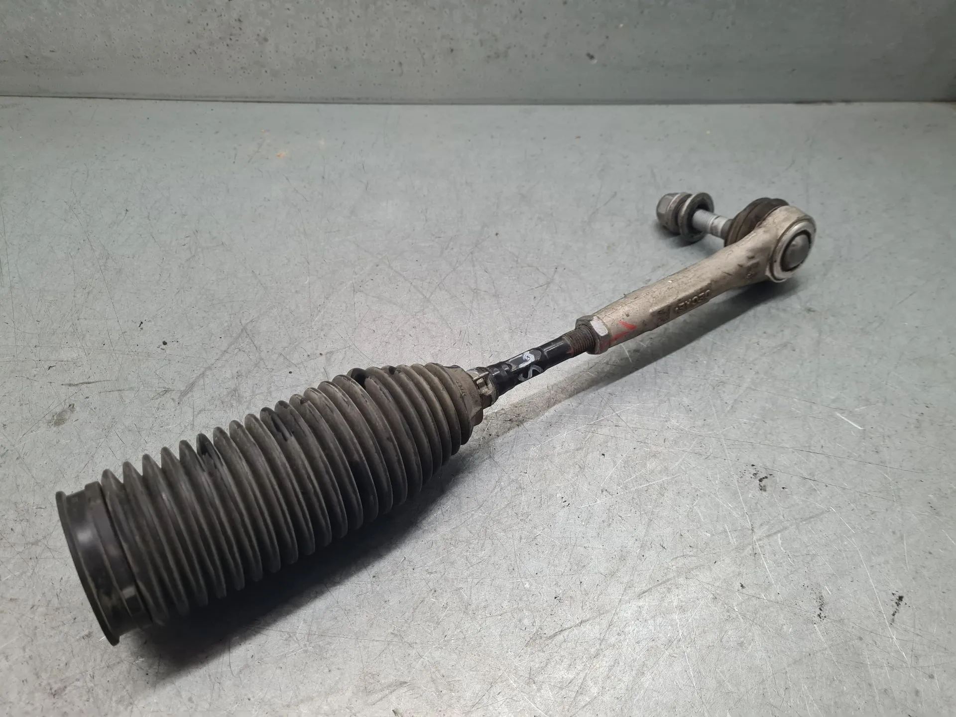 Tie Rod End TESLA Model 3 (5YJ3)