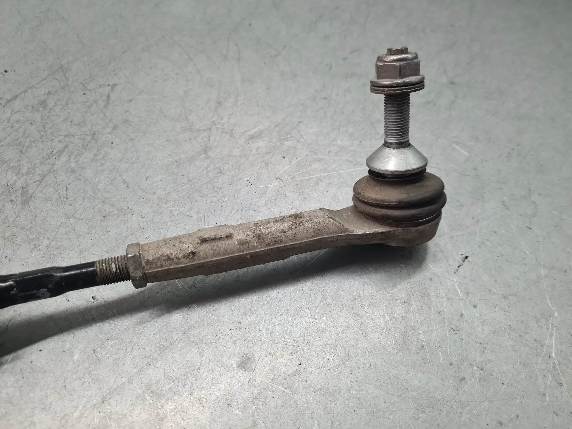 Tie Rod End TESLA Model 3 (5YJ3) Imagem-2