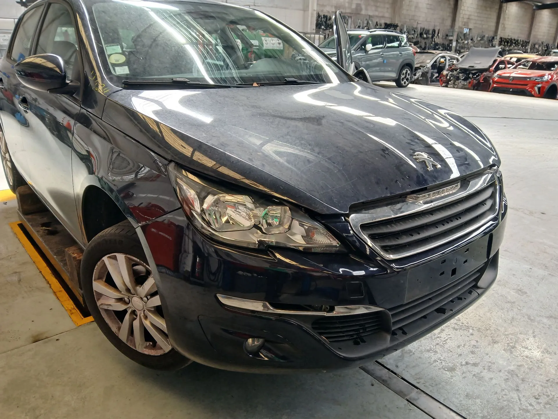 Frente Completa PEUGEOT 308 II Imagem-5