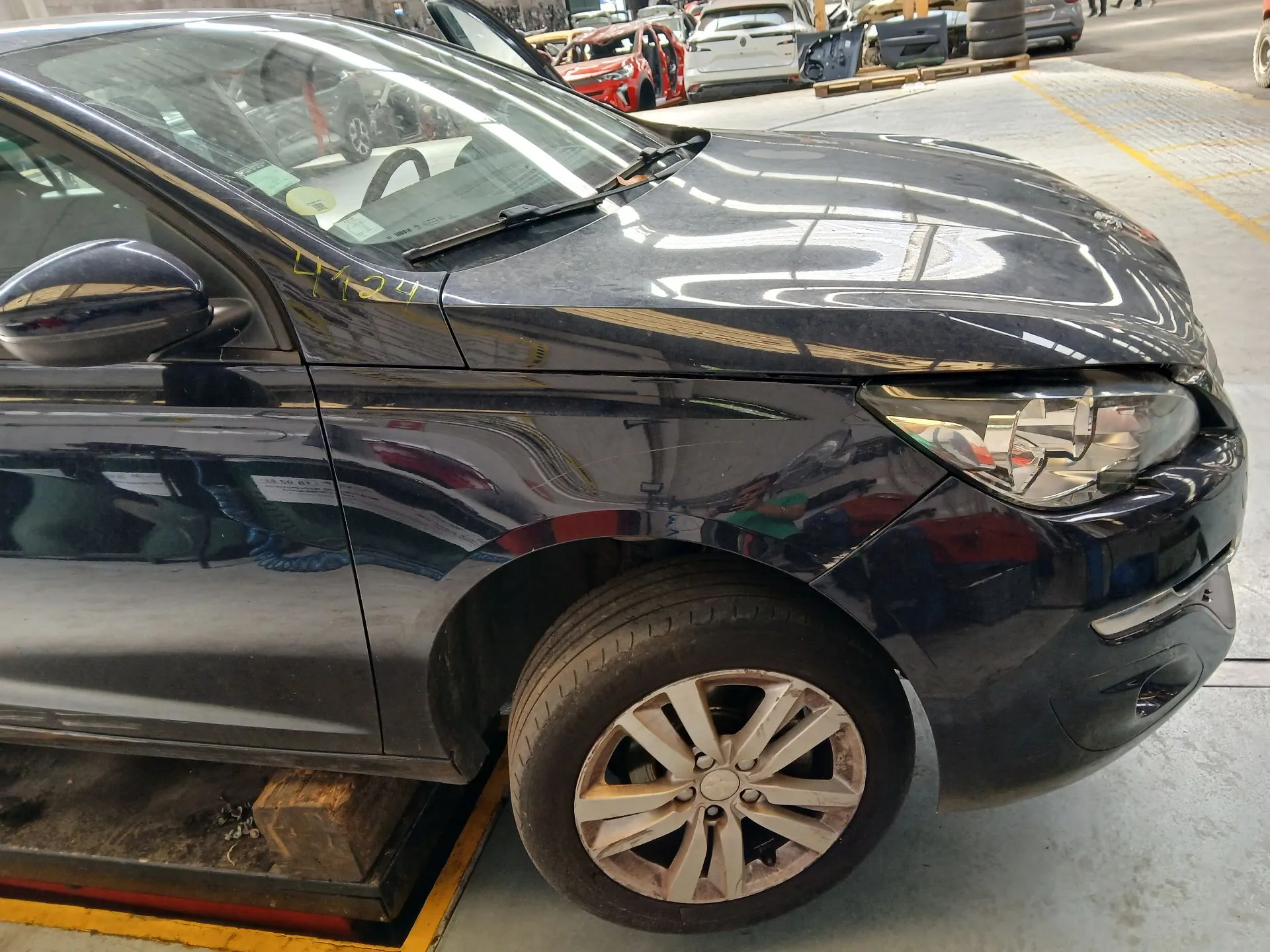 Frente Completa PEUGEOT 308 II Imagem-6