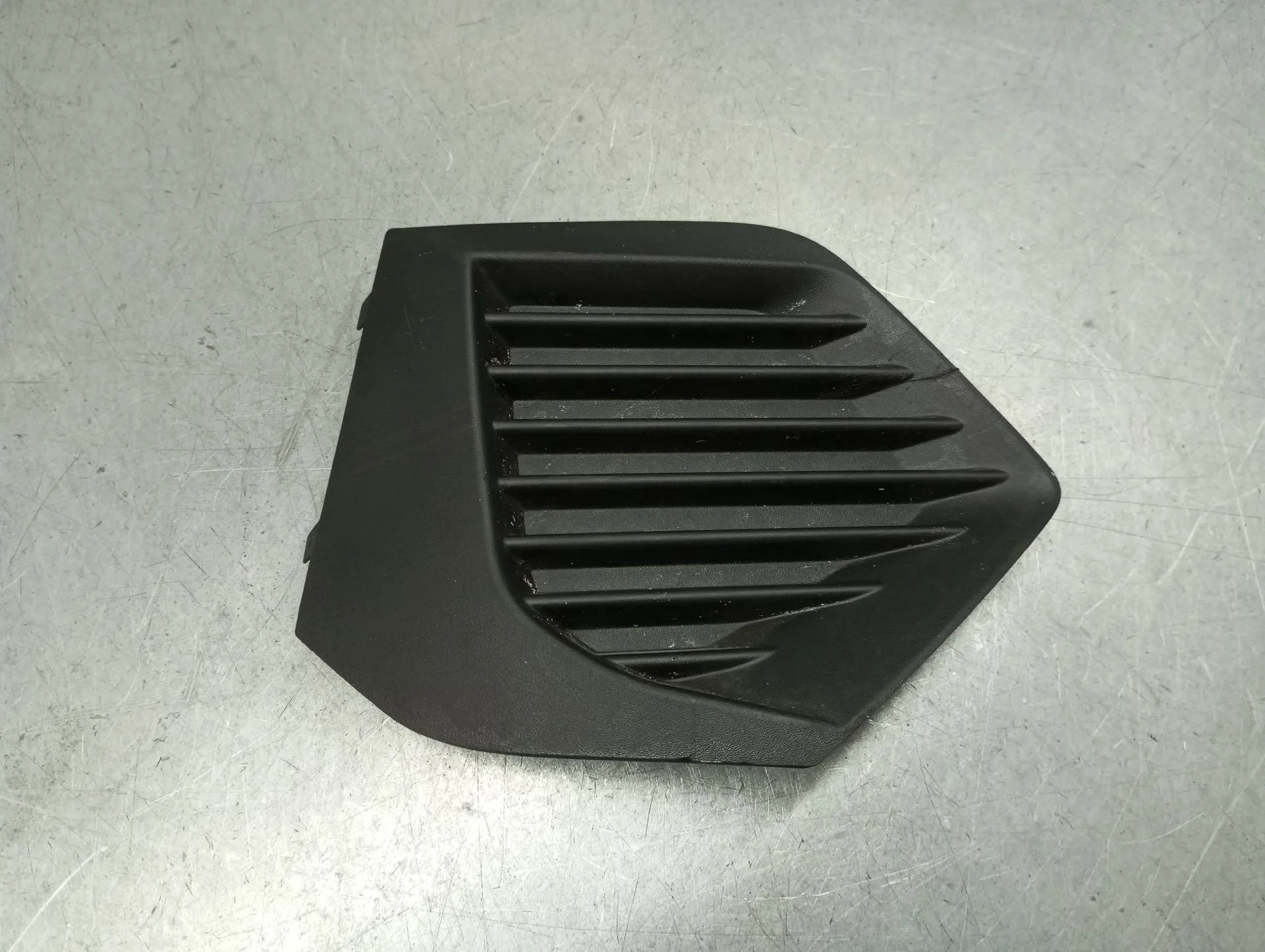 Grille avant PEUGEOT 2008 II (U_) Imagem-1