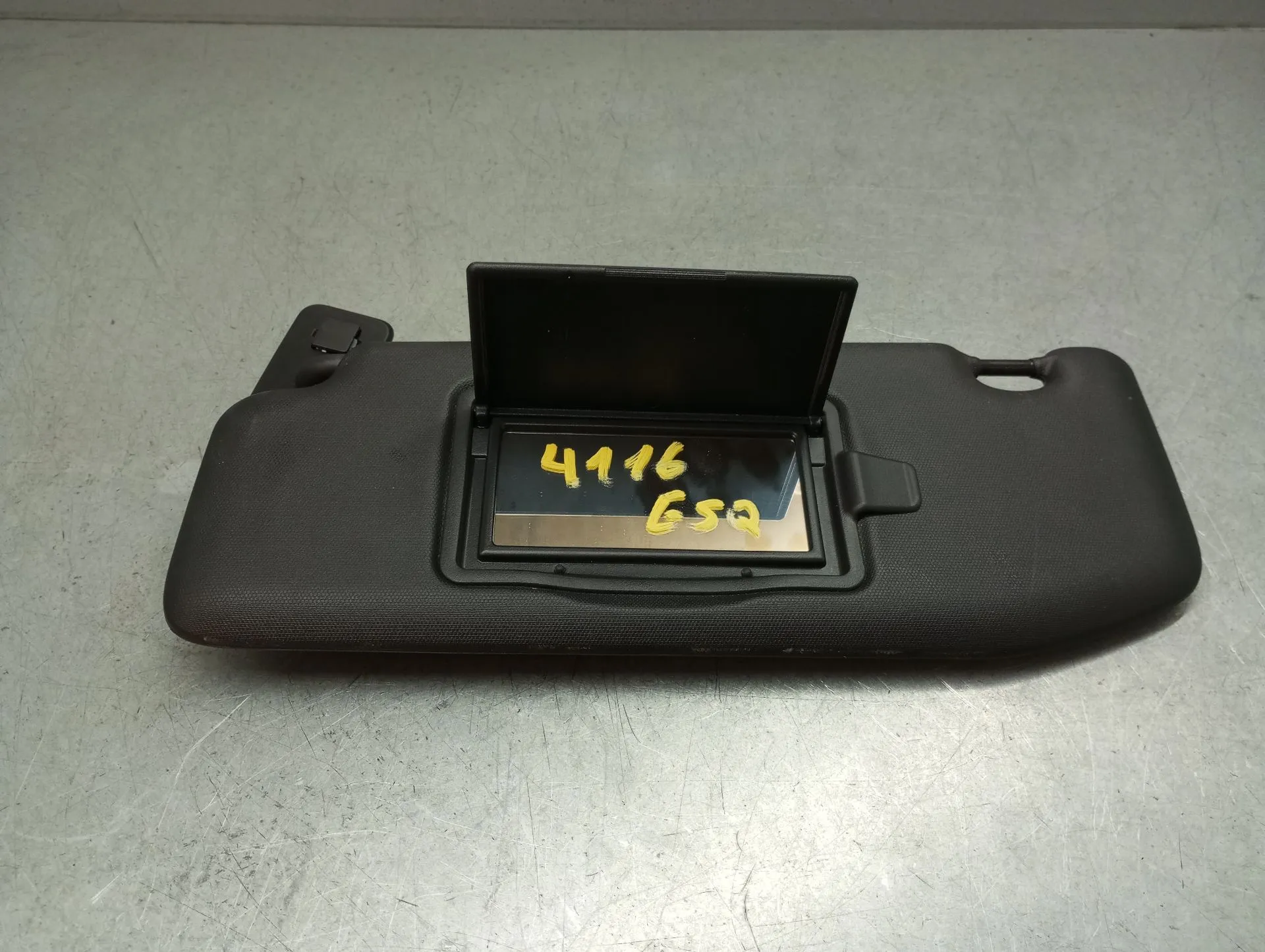 Pála de sol esquerda PEUGEOT 2008 II (U_)