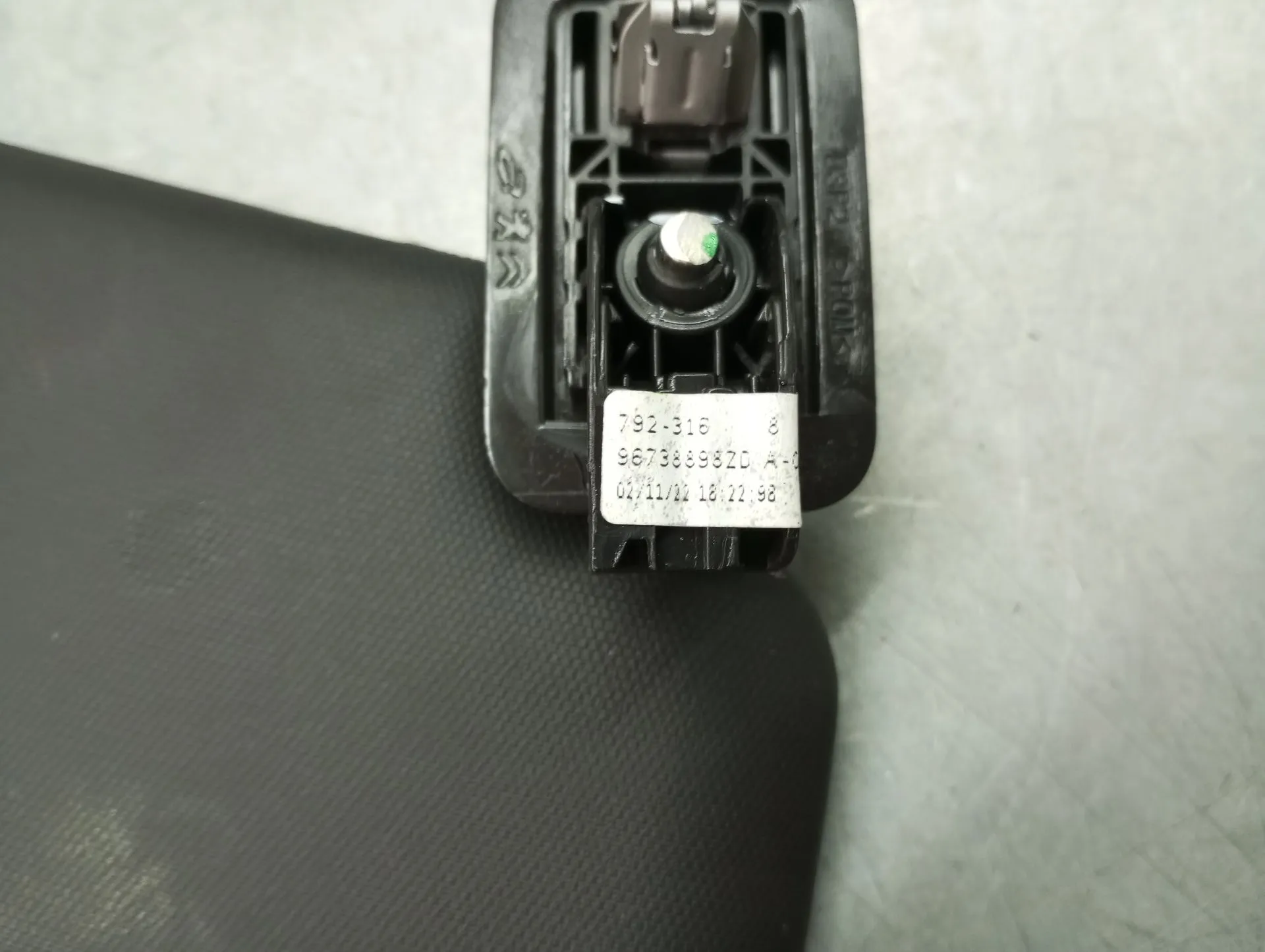 Parasol Izquierdo PEUGEOT 2008 II (U_) Imagem-3