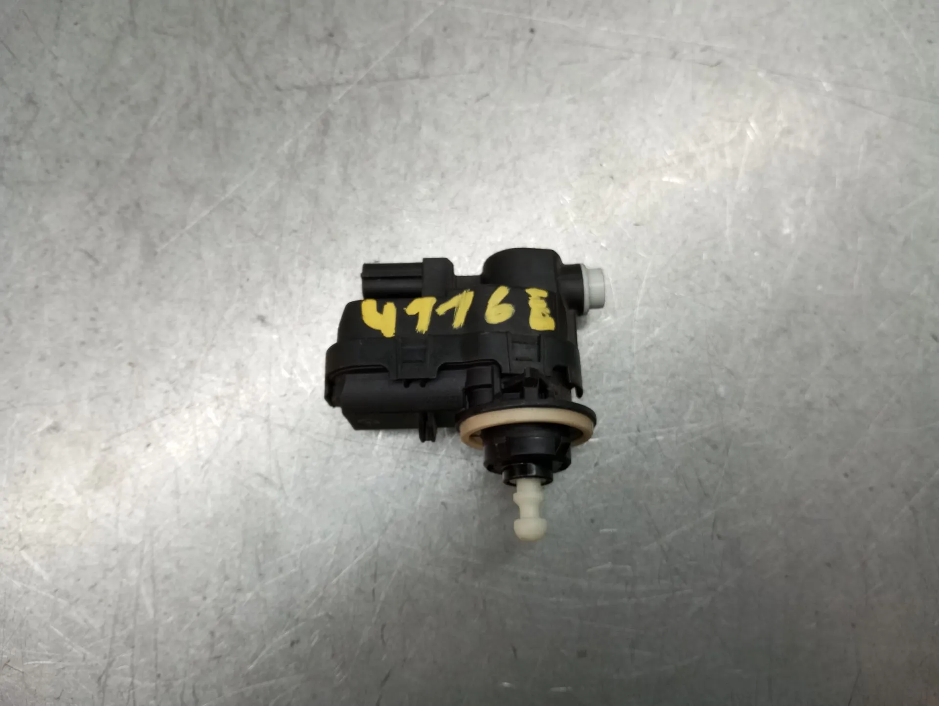 Motore regolazione fari PEUGEOT 2008 II (U_)