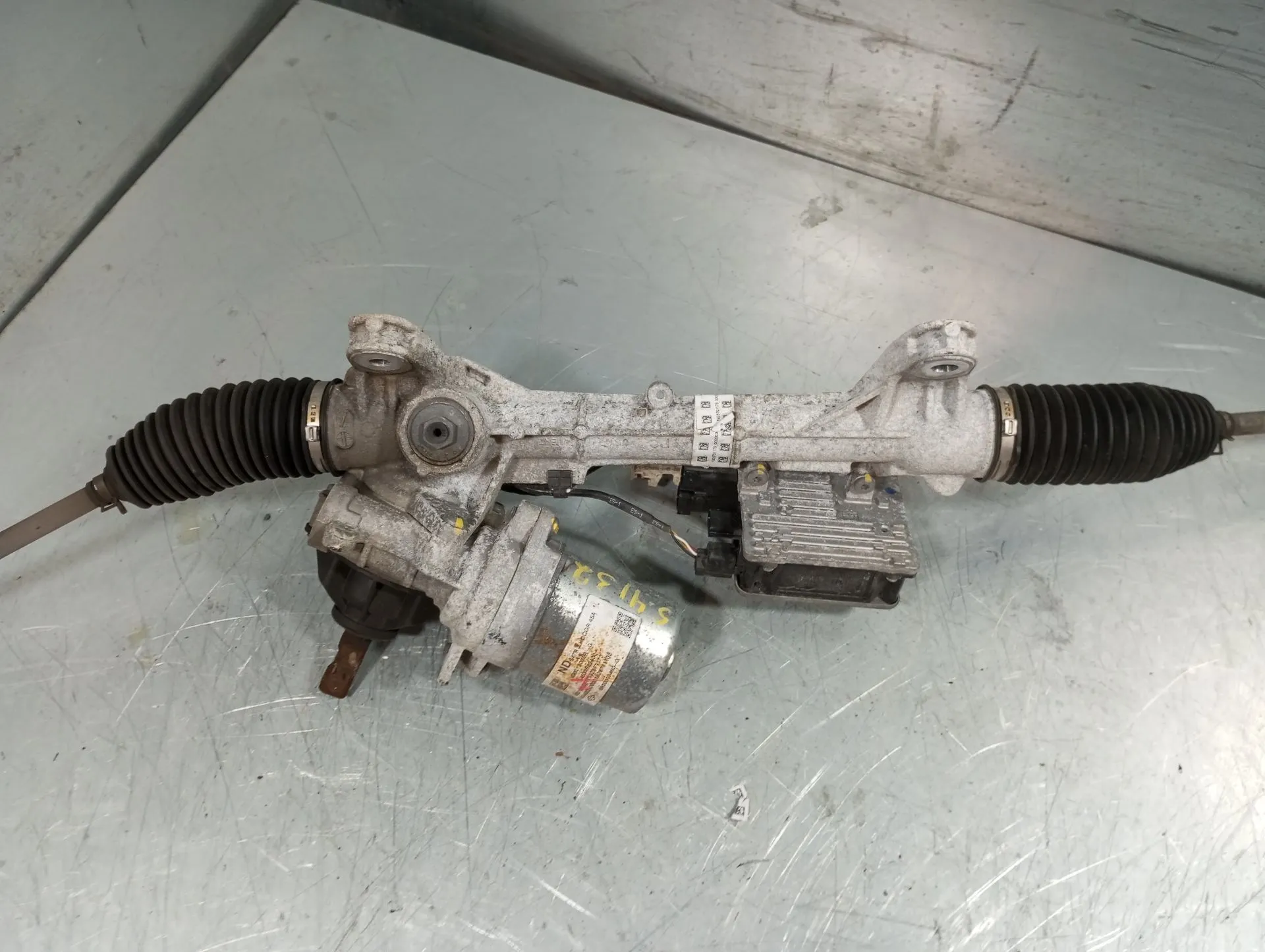 Scatola dello sterzo RENAULT Twingo III (BCM_) Imagem-1